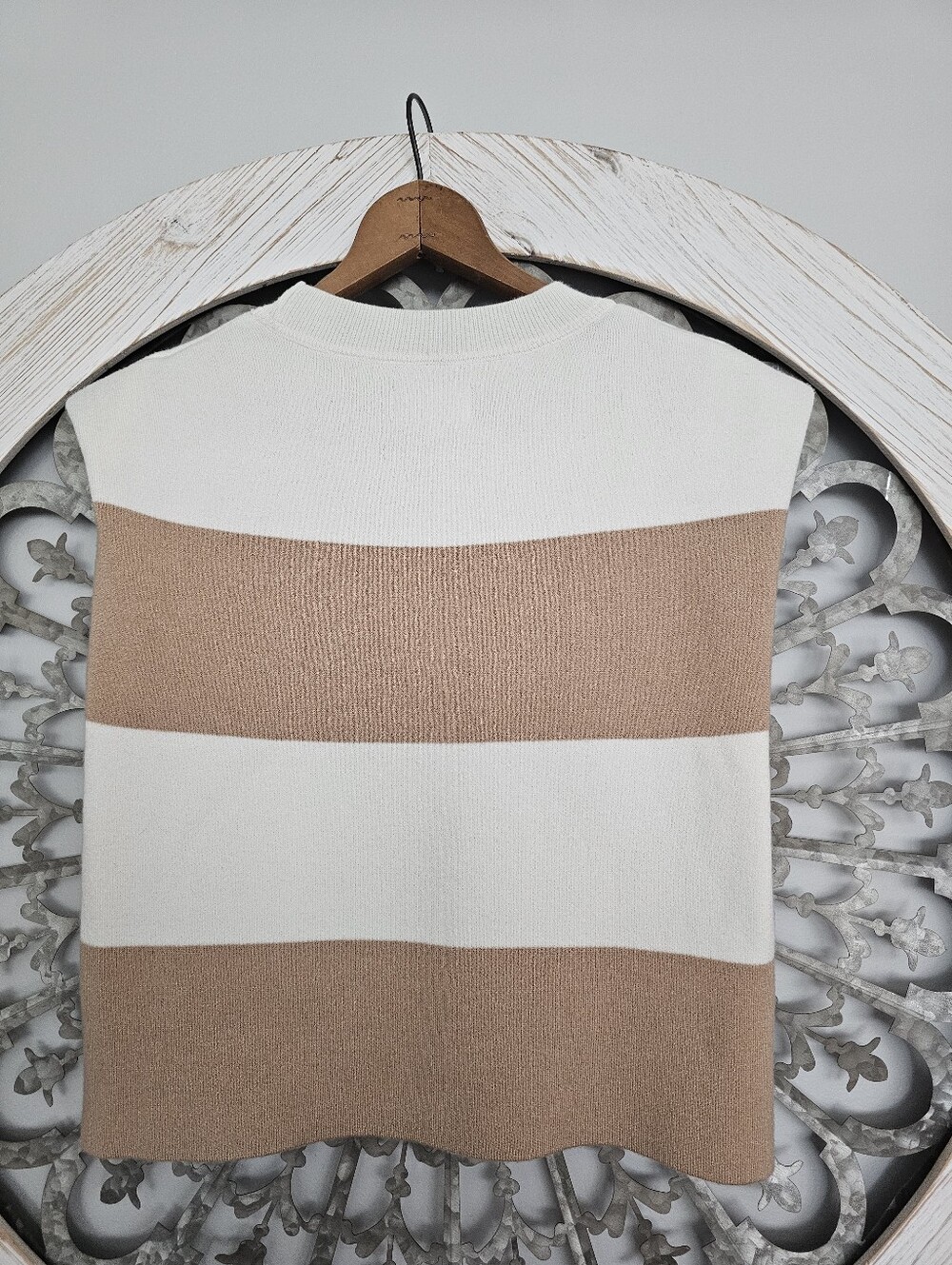 Maeve Sleveless Cropped Shell - Picture 2 of 6